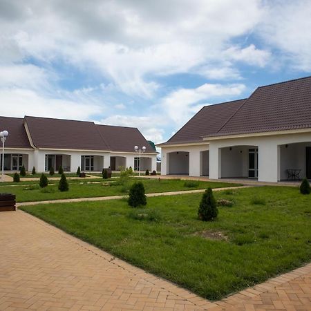 База Відпочинку "Сонячна" Primorskoje Exterior foto